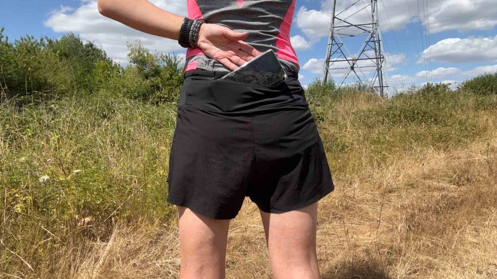 Short trail 2-en-1 Bodycross - Bluffant pour le prix !