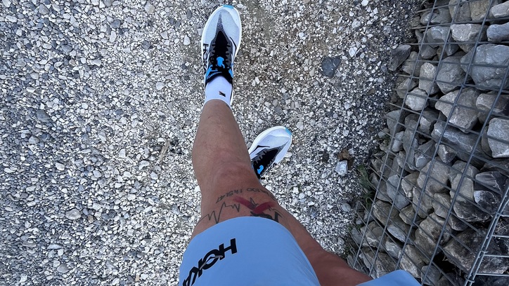 Hoka Rocket X 3 - Carbone et dynamisme