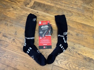 Compressport Full Socks Recovery 2.0 - Efficaces ou gadget ?