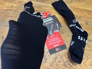 Compressport Full Socks Recovery 2.0 - Efficaces ou gadget ?