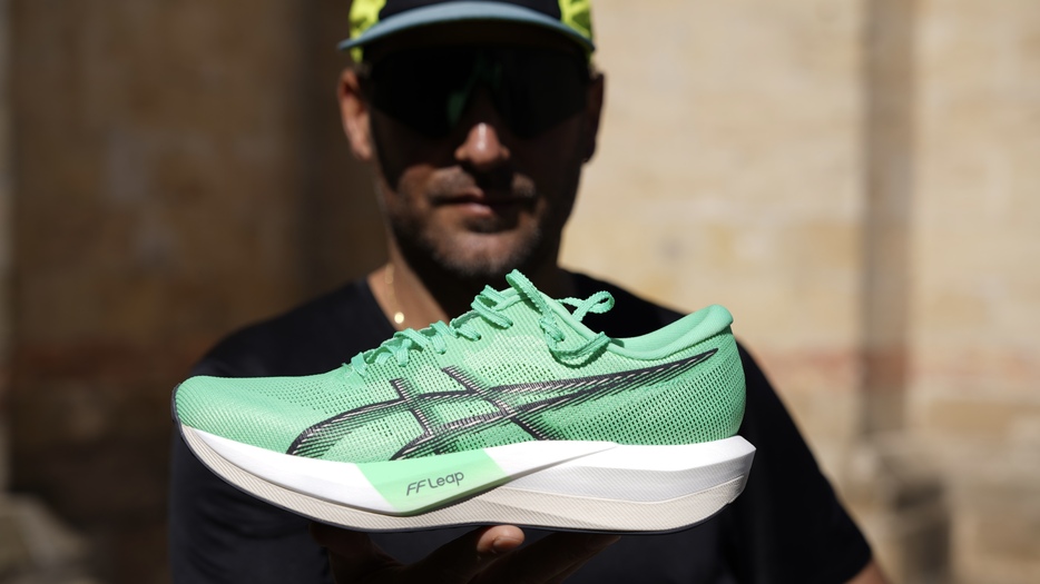 ASICS Magic Speed 5 : le nouveau monstre de la gamme carbone ?